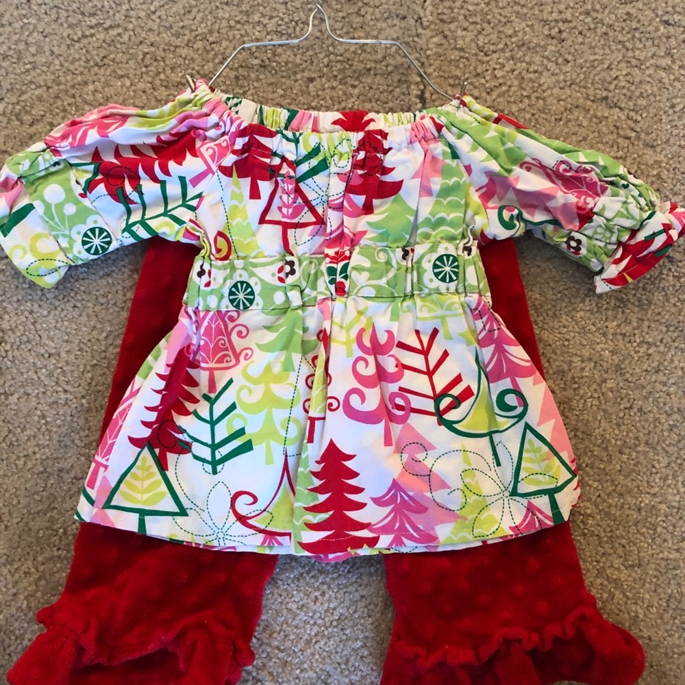 Handmade Christmas Tunic w/ Ruffle Pants
